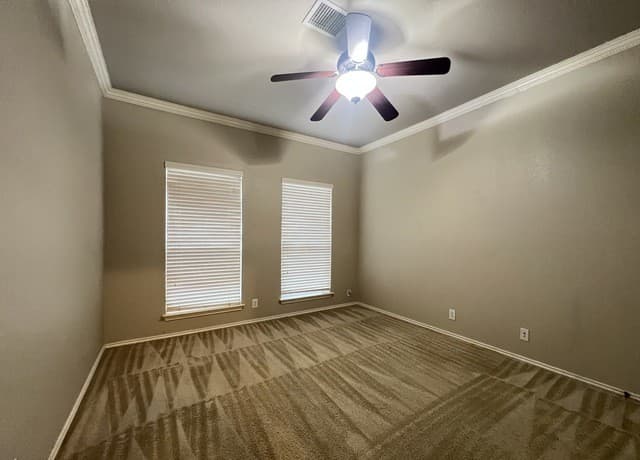 414  Cattle Ranch Dr, San Antonio, TX 78245 — photo 11
