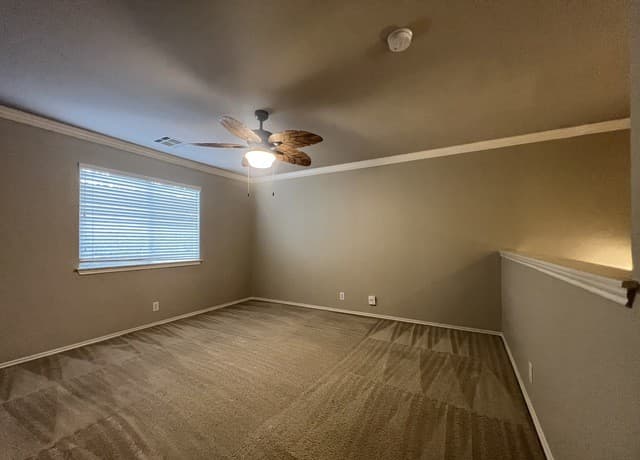 414  Cattle Ranch Dr, San Antonio, TX 78245 — photo 16