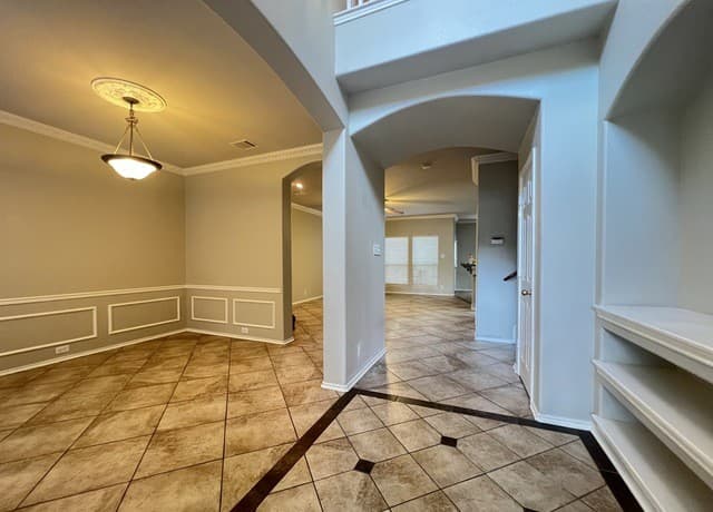 414  Cattle Ranch Dr, San Antonio, TX 78245 — photo 2