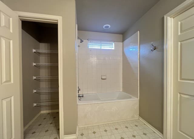 414  Cattle Ranch Dr, San Antonio, TX 78245 — photo 23
