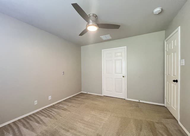 414  Cattle Ranch Dr, San Antonio, TX 78245 — photo 24