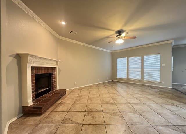 414  Cattle Ranch Dr, San Antonio, TX 78245 — photo 5