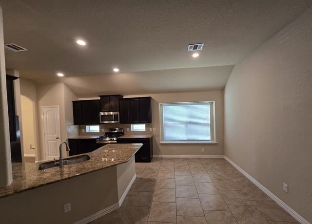 5031  Italica Rd, San Antonio, TX 78253 — photo 12