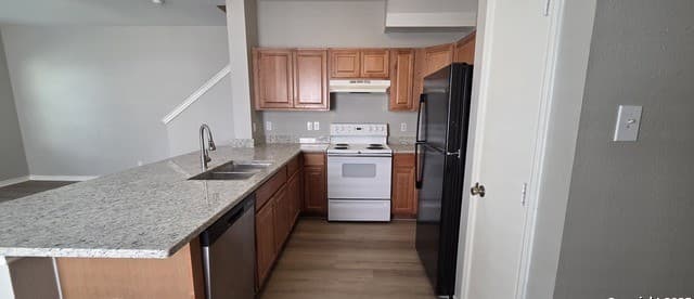 7810  Kingsbury Wood Unit 2, San Antonio, TX 78240 — photo 2