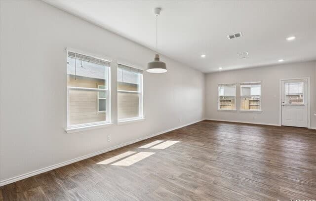 168  Middle Green Loop, Floresville, TX 78114 — photo 10