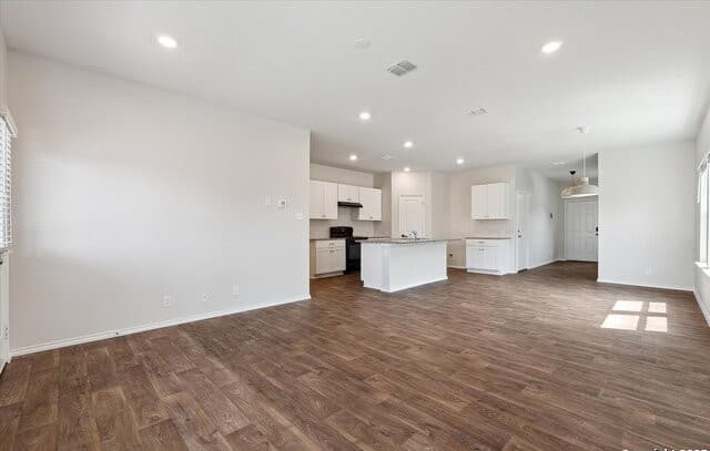 168  Middle Green Loop, Floresville, TX 78114 — photo 12