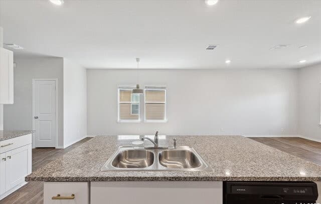 168  Middle Green Loop, Floresville, TX 78114 — photo 16