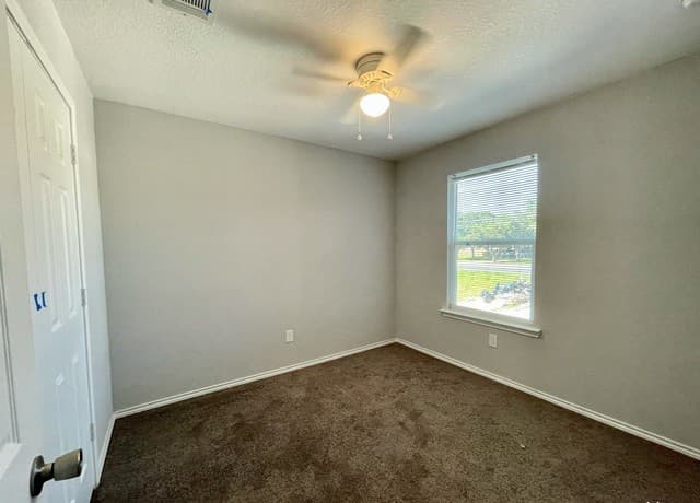 6922  Crestway Rd Unit 4, San Antonio, TX 78239 — photo 13