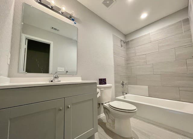 6922  Crestway Rd Unit 4, San Antonio, TX 78239 — photo 20