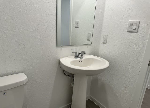 629  Drake, Marion, TX 78124 — photo 14