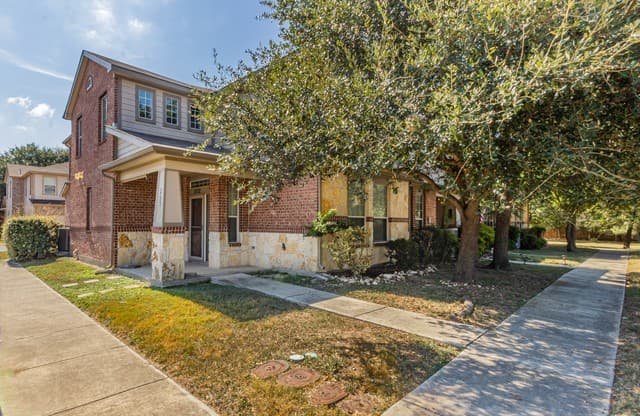 2502 Grayson Way Unit 2502