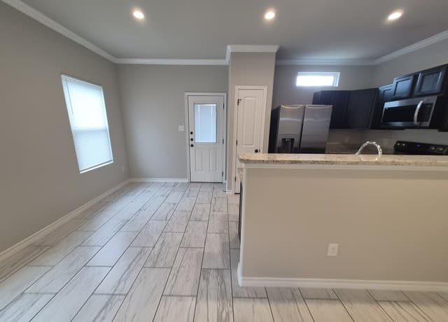 6310  Luglio Lane Unit 104, San Antonio, TX 78233 — photo 6