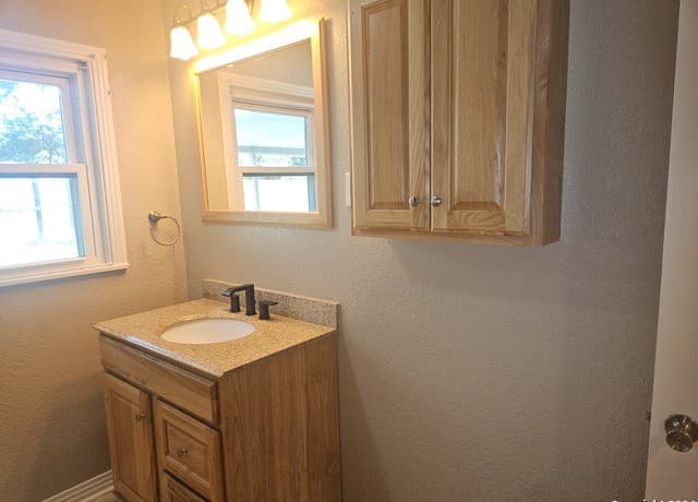 131  Bethany Pl, San Antonio, TX 78201 — photo 19