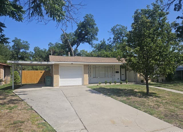 131  Bethany Pl, San Antonio, TX 78201 — photo 2