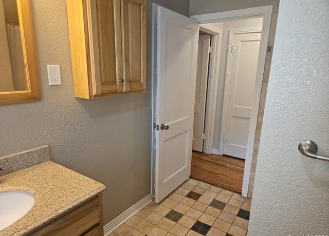 131  Bethany Pl, San Antonio, TX 78201 — photo 21