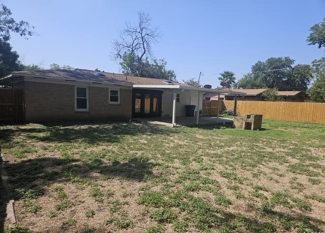 131  Bethany Pl, San Antonio, TX 78201 — photo 3