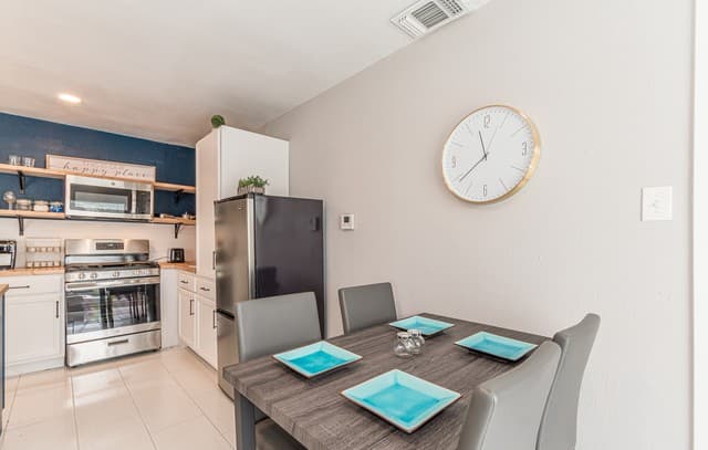 346  Natalen Dr Unit 3, San Antonio, TX 78209 — photo 10