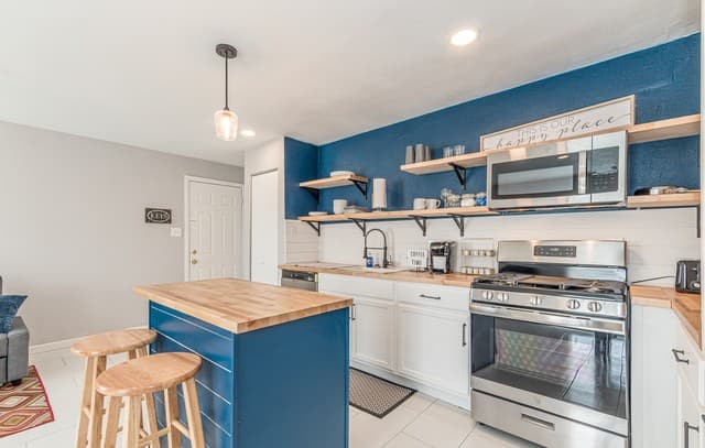 346  Natalen Dr Unit 3, San Antonio, TX 78209 — photo 6