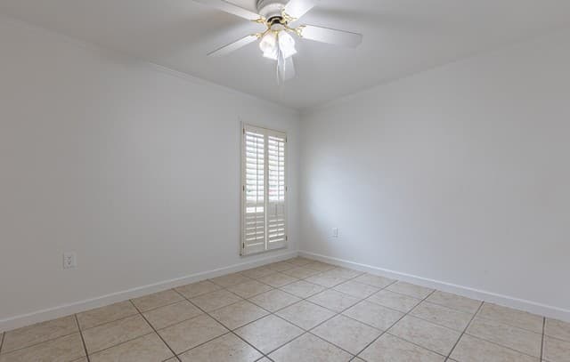 4334  Stockdale St, San Antonio, TX 78233 — photo 17