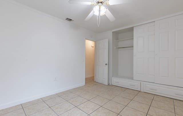 4334  Stockdale St, San Antonio, TX 78233 — photo 18