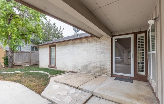 4334  Stockdale St, San Antonio, TX 78233 — photo 3