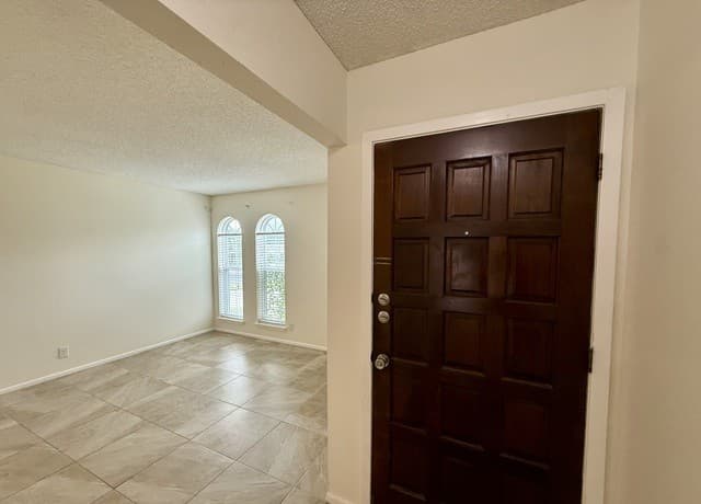 4214  Eagle Nest, San Antonio, TX 78233 — photo 5