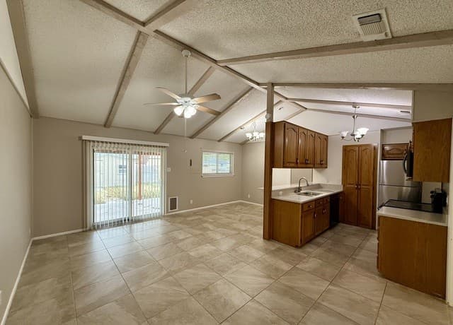 4214  Eagle Nest, San Antonio, TX 78233 — photo 9