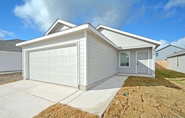 2414  Legends Crk, New Braunfels, TX 78130 — photo 2