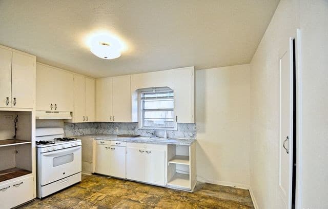 730  Roosevelt St, New Braunfels, TX 78130 — photo 11