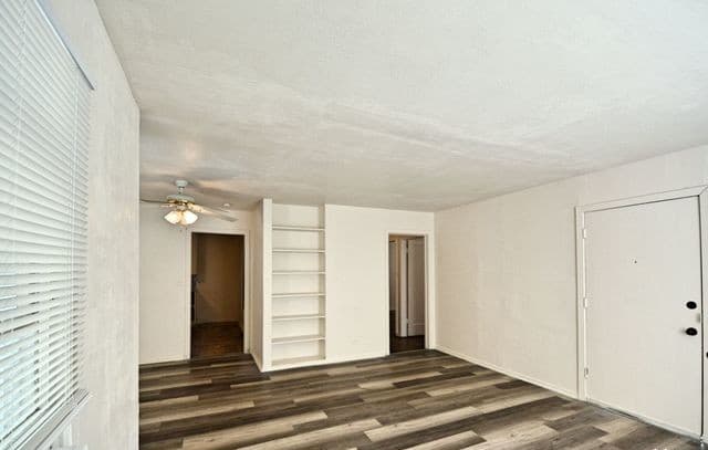 730  Roosevelt St, New Braunfels, TX 78130 — photo 6