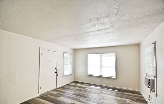 730  Roosevelt St, New Braunfels, TX 78130 — photo 7