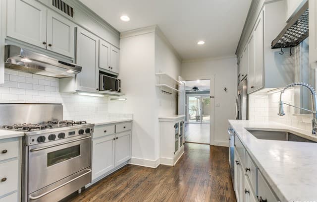 212  Chichester Pl, Alamo Heights, TX 78209 — photo 11