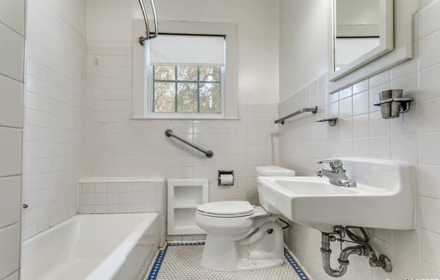 212  Chichester Pl, Alamo Heights, TX 78209 — photo 17