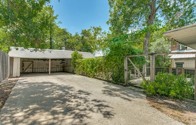 212  Chichester Pl, Alamo Heights, TX 78209 — photo 25