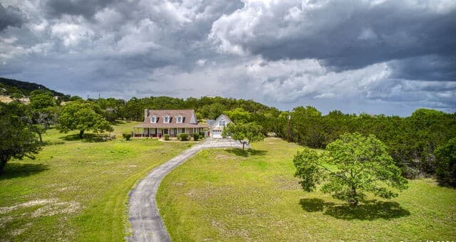 108  Mountain Vw, Boerne, TX 78006 — photo 4