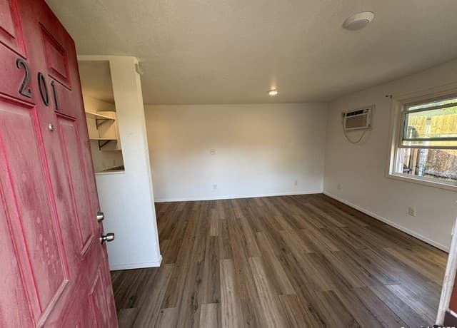 411  Cincinnati Unit 102