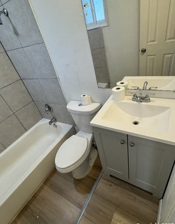 411  Cincinnati Unit 102, San Antonio, TX 78201 — photo 9