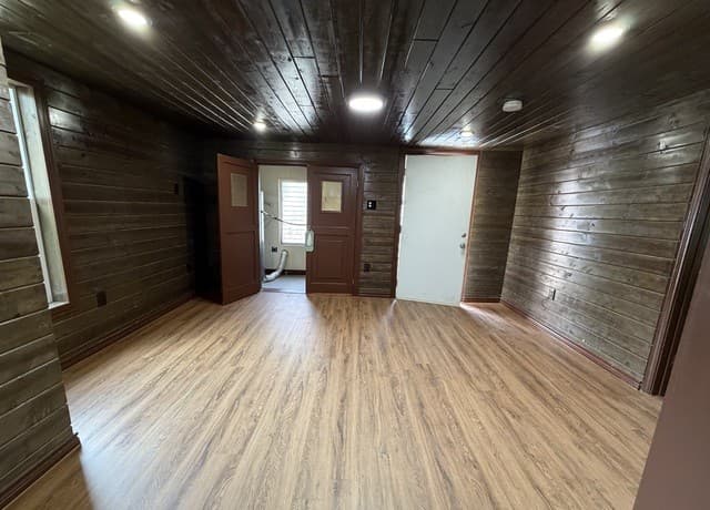135  Nancy Pl, San Antonio, TX 78204 — photo 12