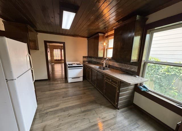 135  Nancy Pl, San Antonio, TX 78204 — photo 7