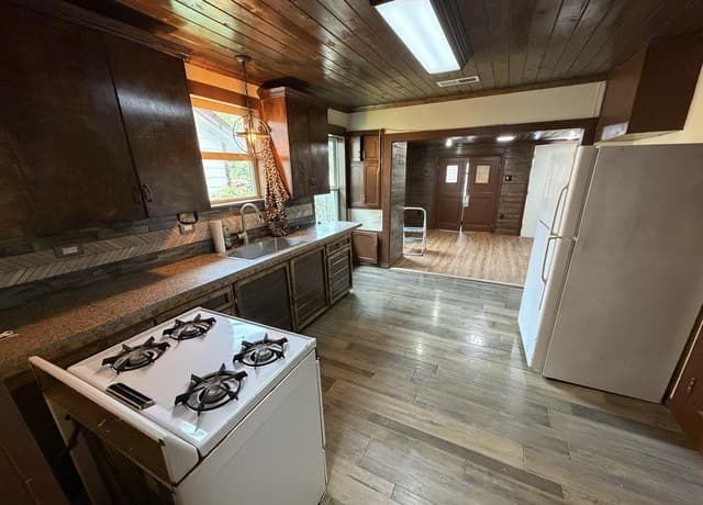 135  Nancy Pl, San Antonio, TX 78204 — photo 8