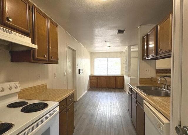 4319  Las Cruces St, San Antonio, TX 78233 — photo 7