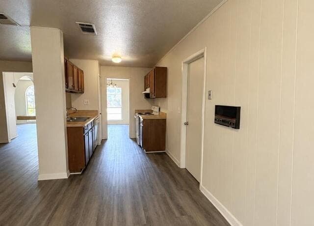 4319  Las Cruces St, San Antonio, TX 78233 — photo 9