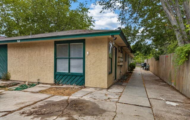 611 W Harding Blvd Unit 1