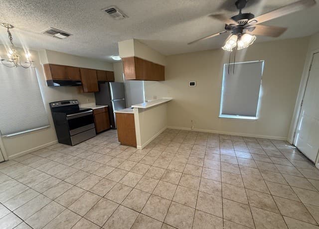 1807 W Olmos Dr Unit 2, San Antonio, TX 78201 — photo 4
