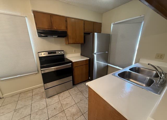 1807 W Olmos Dr Unit 2, San Antonio, TX 78201 — photo 6