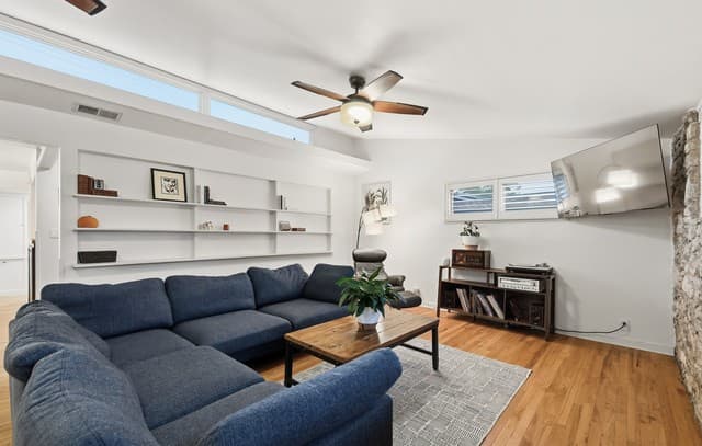 326 Burnside Dr