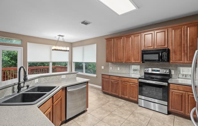 1519  Lookout Pt, San Antonio, TX 78260 — photo 18