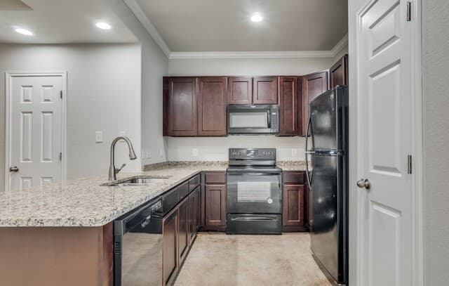 16905  Dancing Ava Unit 1, Selma, TX 78154 — photo 6