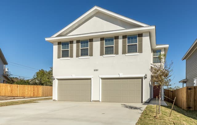 10351  Lynwood Crk Unit 101