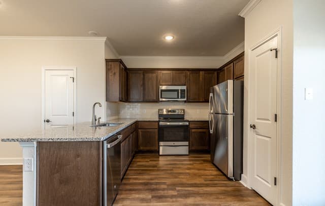 10351  Lynwood Crk Unit 101, San Antonio, TX 78245 — photo 12